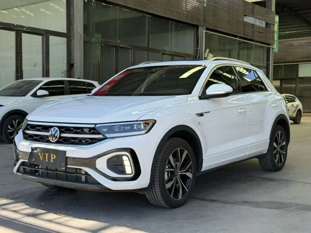 Volkswagen T-Roc 300TSI DSG 2WD Star Light Edition
