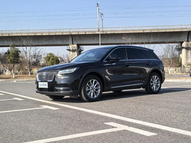 Lincoln Corsair 2.0T 2WD Premium Edition