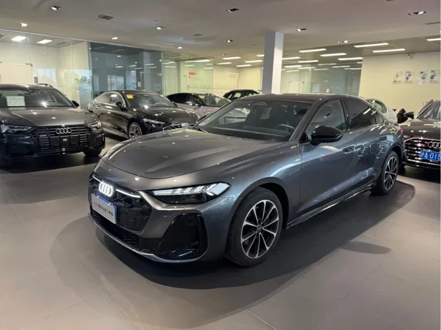 Audi A5L 2.0T Sport Edition Plus