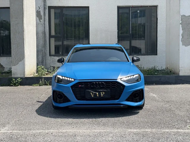 Audi RS 4 RS4 Avant Obsidian Edition