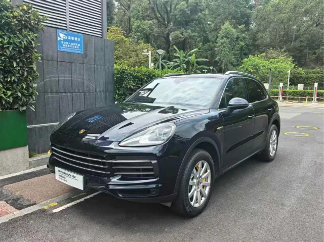 Porsche Cayenne Hybrid Cayenne E-Hybrid 2.0T