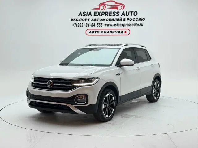 Volkswagen Tacqua 200TSI DSG Joy Connected Edition