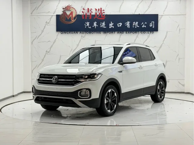 Volkswagen Tacqua 1.5L Auto Joy Connected Edition