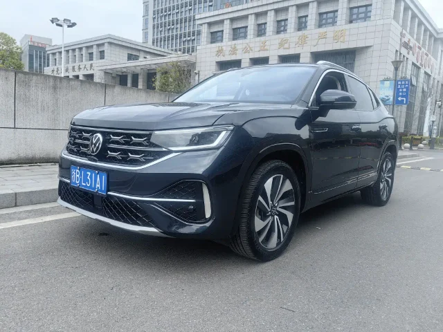 Volkswagen Tayron X 330TSI 2WD Premium High Energy Edition