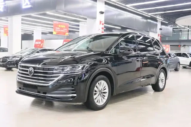 Volkswagen Viloran 330TSI Business Edition