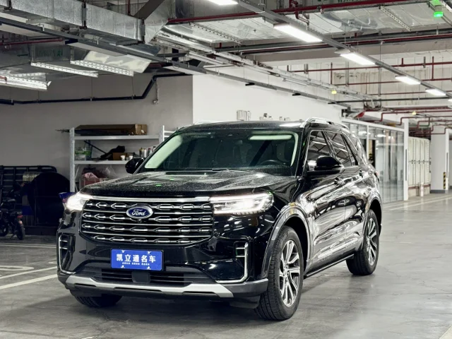 Ford Explorer EcoBoost 285 4WD Elegant plus Edition 6 seats
