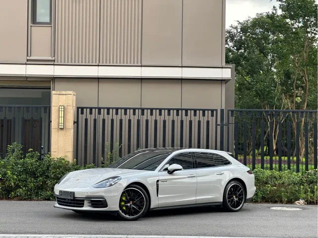 Porsche Panamera Hybrid Panamera 4 E-Hybrid Sport Turismo 2.9T