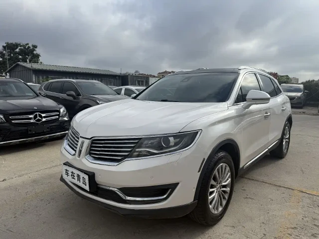 Lincoln MKX 2.0T 4WD Elegant Edition