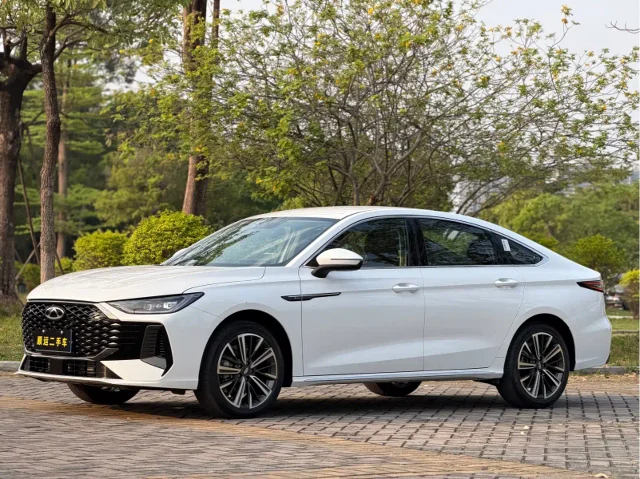 Chery Arrizo 8 PRO 1.6T DCT Standard Type