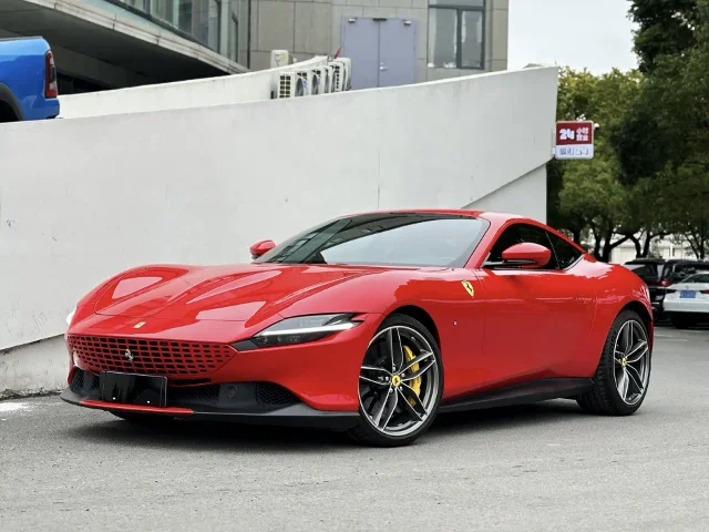 Ferrari Roma 3.9T V8