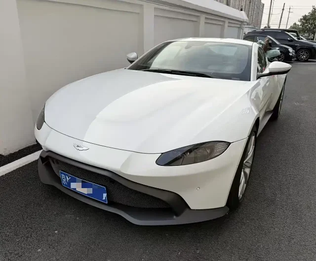 Aston Martin V8 Vantage 4.0T V8 Coupe