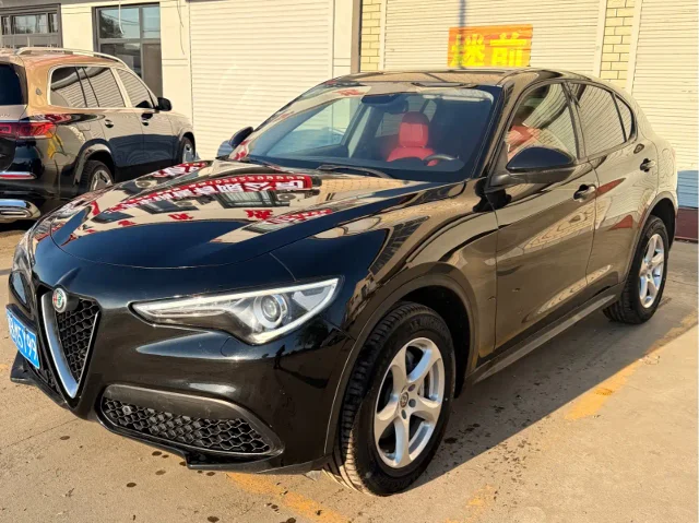 Alfa Romeo Stelvio 2.0T 200HP Elite Edition