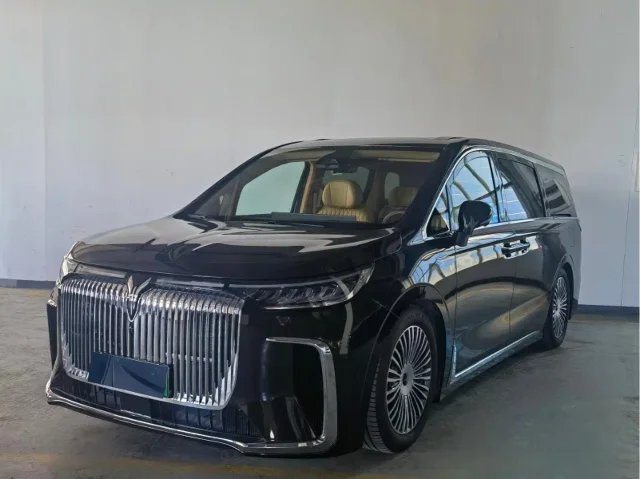 Voyah Dreamer PHEV 4WD Flagship Kunpeng Edition