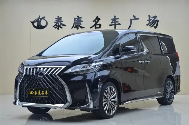 Lexus LM 300h 4-seat Royal World Edition