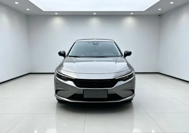 Honda Integra 240TURBO CVT Tech Edition