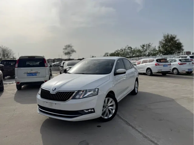 Skoda Rapid 1.5L Auto Comfort Edition China VI