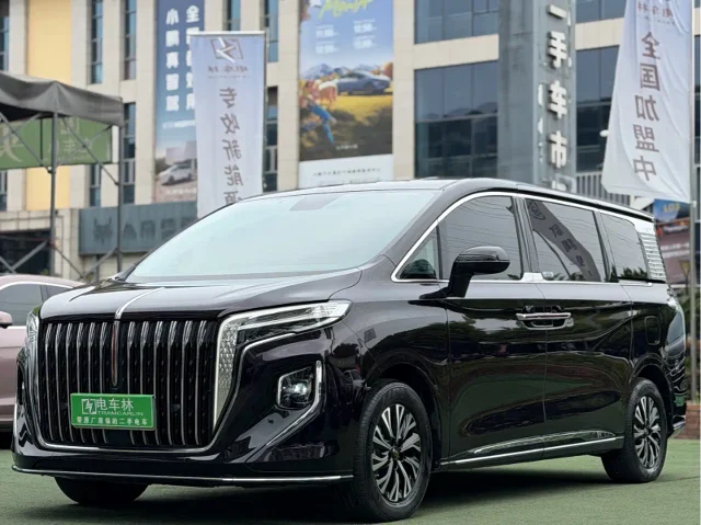 Hongqi HQ9 PHEV 2.0T 4WD Business Edition