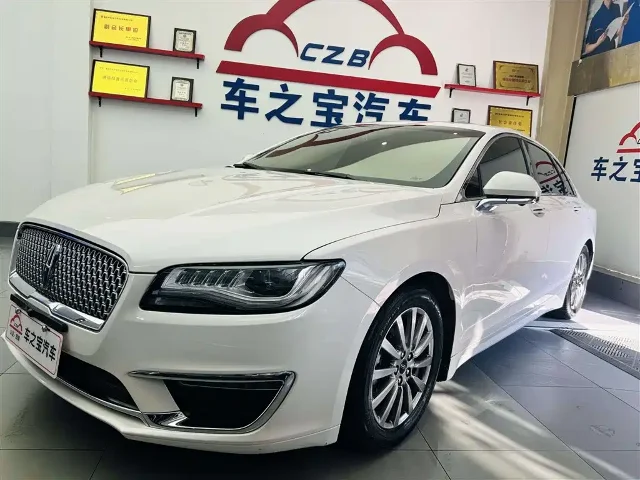 Lincoln MKZ 2.0T Premium Edition