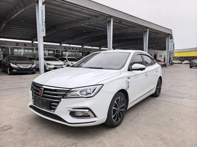Roewe i5 1.5L Auto 4G Connected Leader Luxury Edition