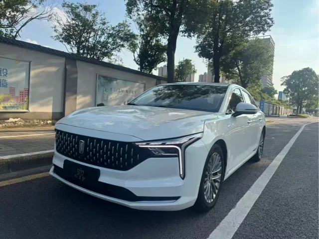 Bestune B70 3rd Gen 1.5T Auto Joy Type 70th Anniversary Commemorative Edition