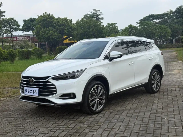 BYD Tang 2.0T Auto Connected Honorable Type 5 seats China VI