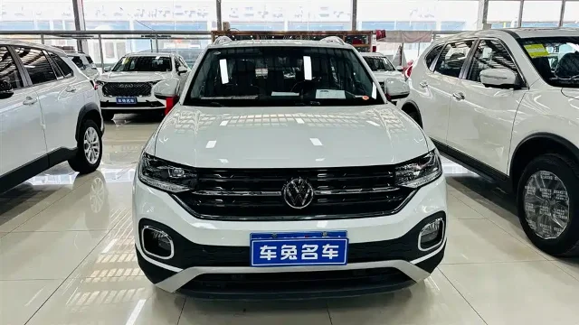 Volkswagen Tacqua 200TSI DSG Joy Connected Edition
