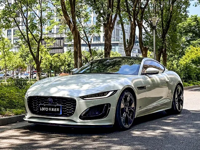 Jaguar F-TYPE P300 75th Anniversary Collection Hardtop Edition