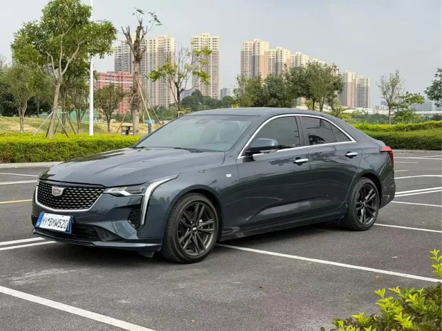 Cadillac CT4 28T Luxury Type