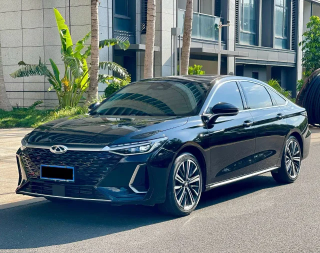 Chery Arrizo 8 1.6T DCT Elegant