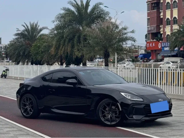 Subaru BRZ 2.4L Manual Edition EyeSight STI Sport