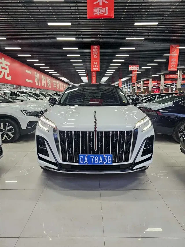 Hongqi HS3 2.0T 4WD Aspire Edition