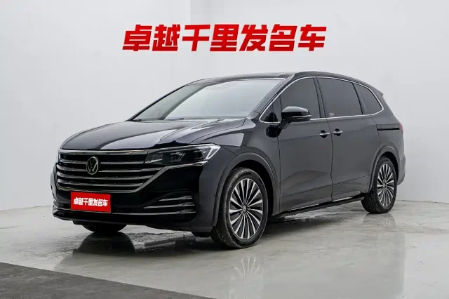 Volkswagen Viloran 380TSI Premium Edition