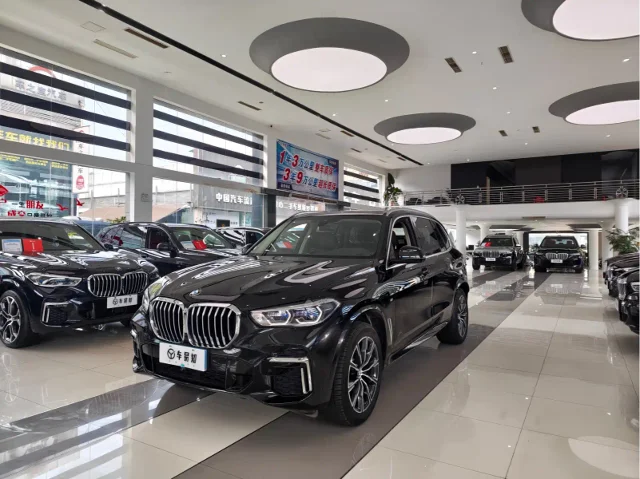 BMW X5 xDrive 30Li Premium Type M Sport Package