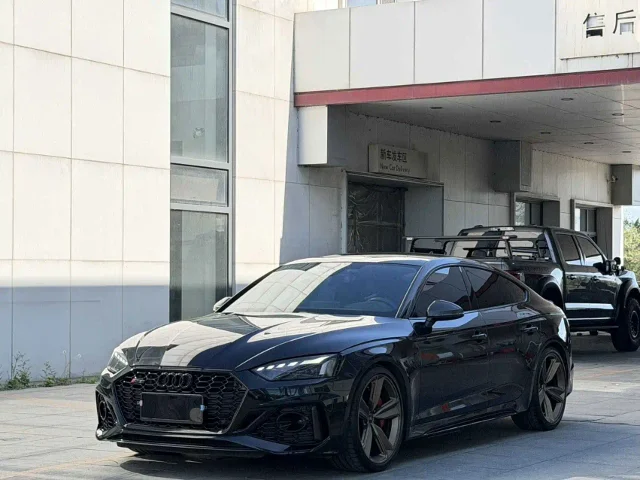Audi RS 5 RS 5 2.9T Sportback Dark Gold Edition