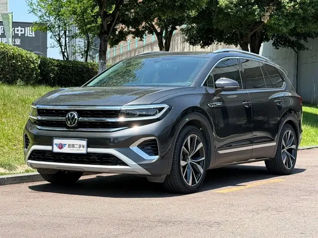 Volkswagen Talagon 530TSI 4WD Flagship Victory Realm Edition Pro 6 seats