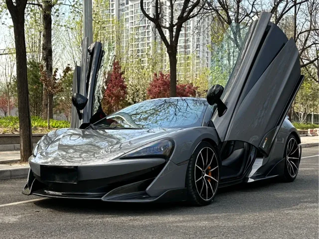 McLaren 600LT 3.8T Spider