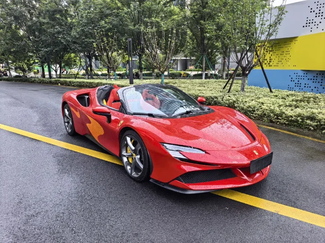 Ferrari SF90 3.9T V8 Spider