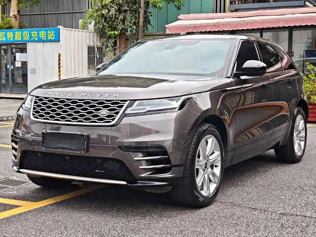 Land Rover Velar 250PS Shine Gold Collection Edition