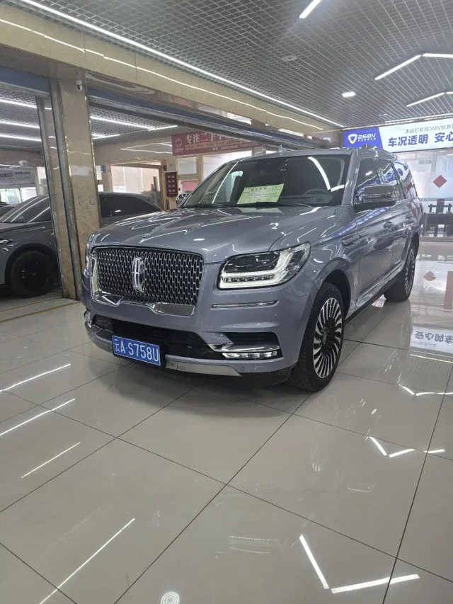 Lincoln Navigator 3.5T Presidential Series