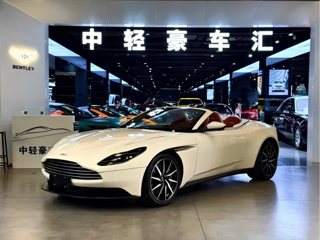 Aston Martin DB11 4.0T V8 Volante