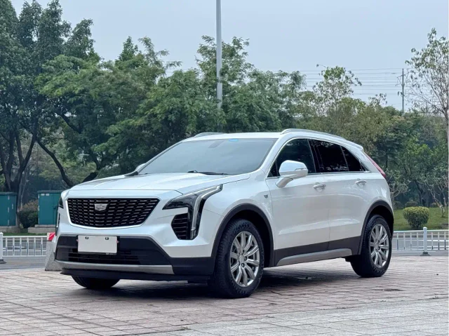 Cadillac XT4 28T 2WD Leading Type