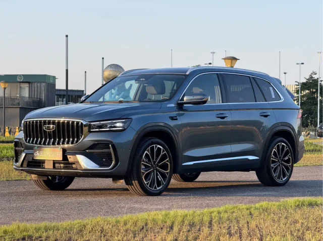 Geely Xingyue L Oriental Brilliance 2.0TD Auto Moon Gaze Edition