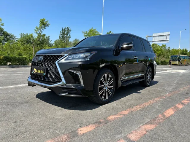 Lexus LX 570 Peak Special Edition