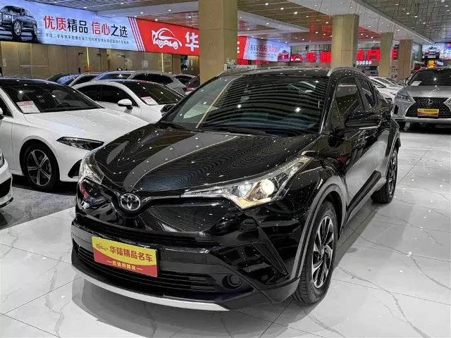 Toyota IZOA 2.0L Yi Enjoy Edition