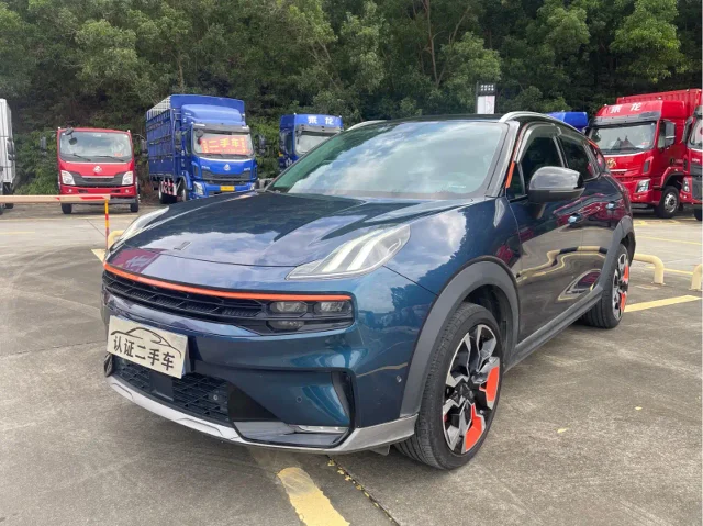Lynk & Co 06 1.5T Shine Halo