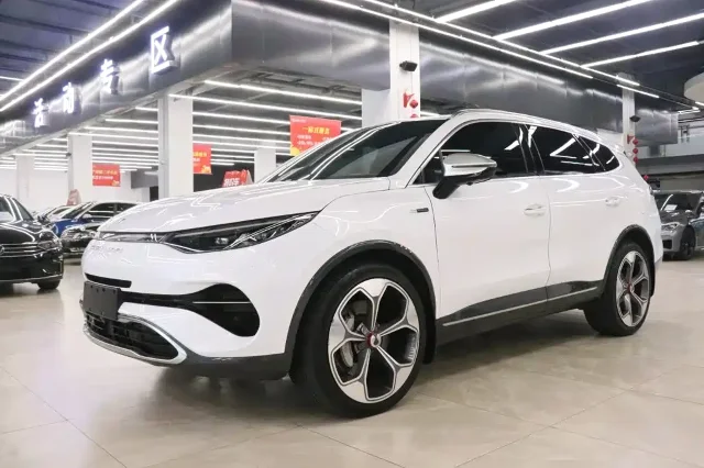 Denza X PHEV Flagship Edition