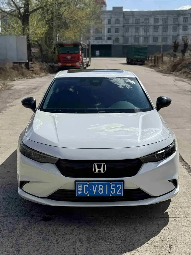 Honda Integra 240TURBO CVT Night Vision · Tech Edition