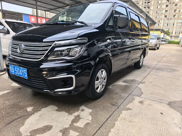 Forthing Lingzhi M5 1.6L Practical Type 5 seats