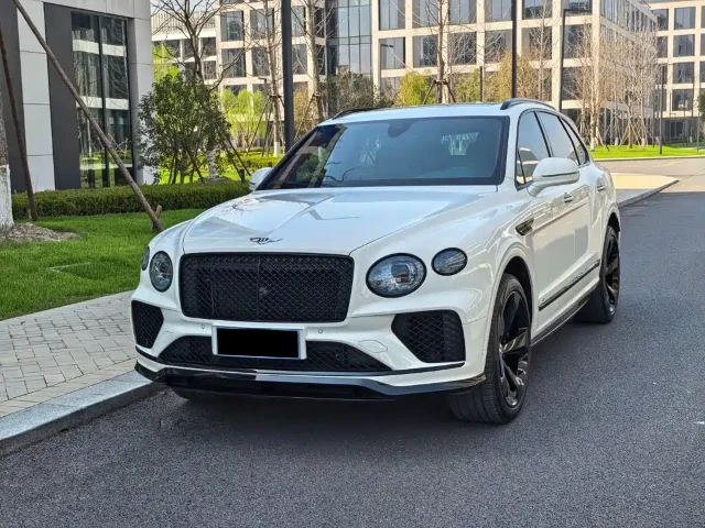 Bentley Bentayga 4.0T V8