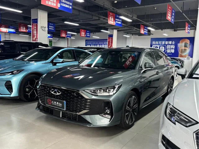 Chery Arrizo 8 PRO 1.6T DCT Luxury Type +